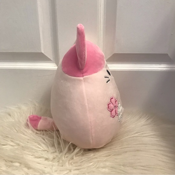8” Roseanne the cherry blossom cat Squishmallow NWT - Picture 4 of 4